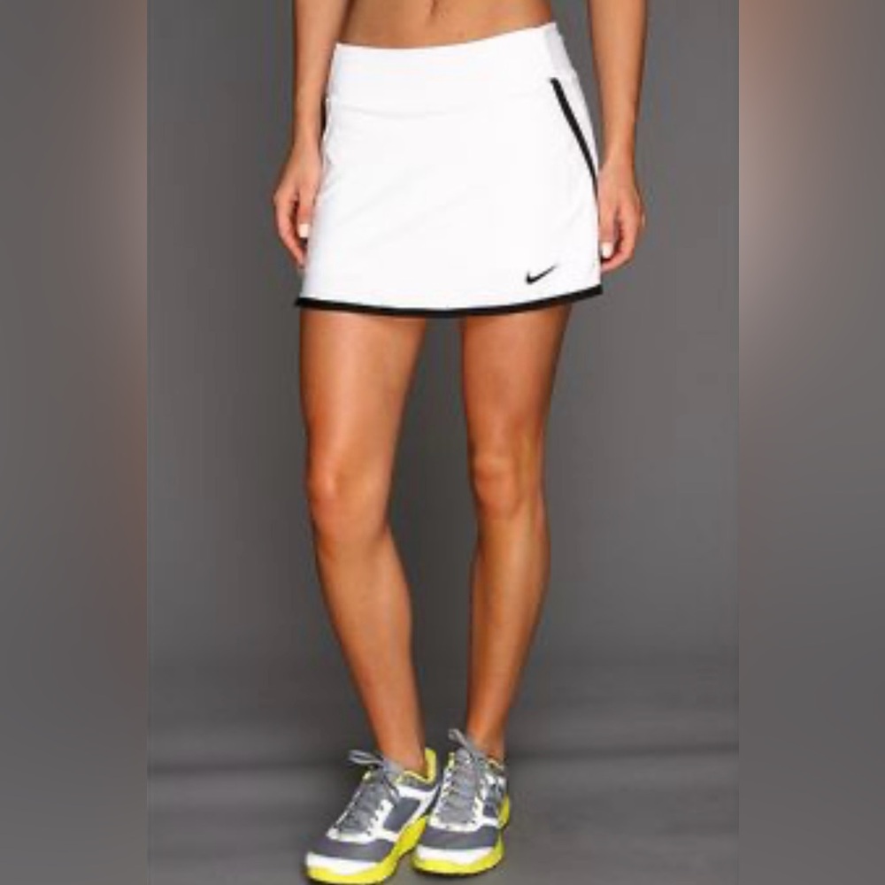 NIKE Dri-fit tennis golf Skort - white with black trim and black swoosh, Size S